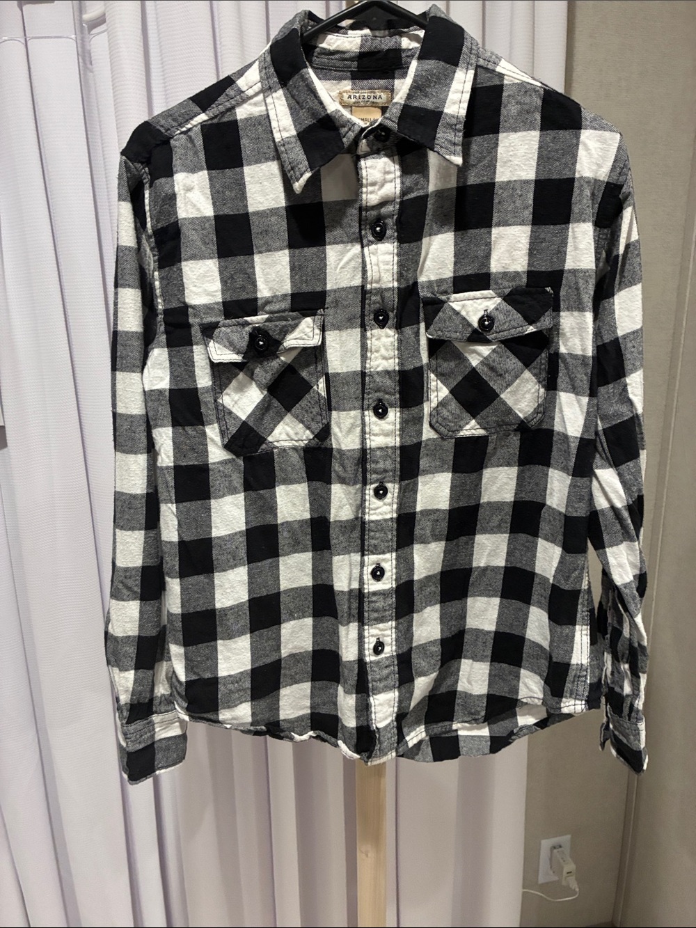 Arizona Jean Company Black & White Buffalo Plaid Button-Down Shirt